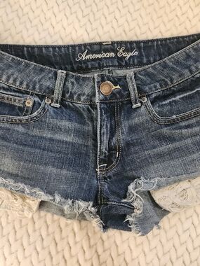 American Eagle Outfitters  Embroidered Pockets Denim Shorts - Blue